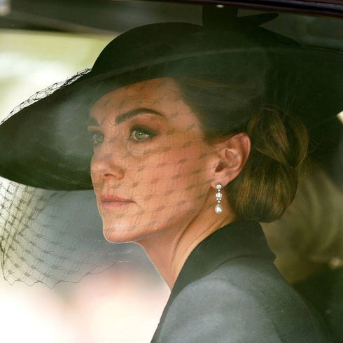 9-10mm Freshwater Drop Earrings Royal-Inspired - House Of Pearls